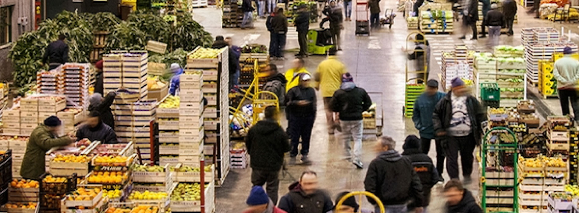 MERCATI, FINE D’ANNO SENZA BOTTI